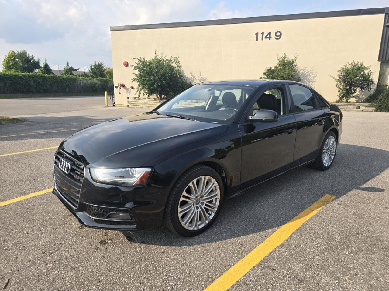 2016 Audi A4 2.0T Premium 4dr All-Wheel Drive quattro Sedan Aut Photo5
