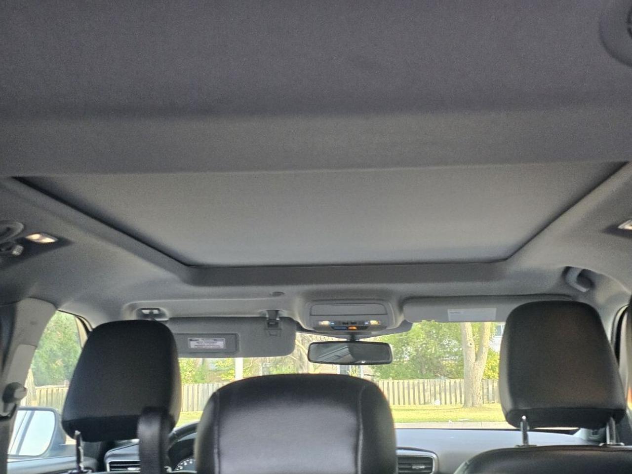 2023 Ford Explorer Limited 4dr 4x4 Automatic Photo