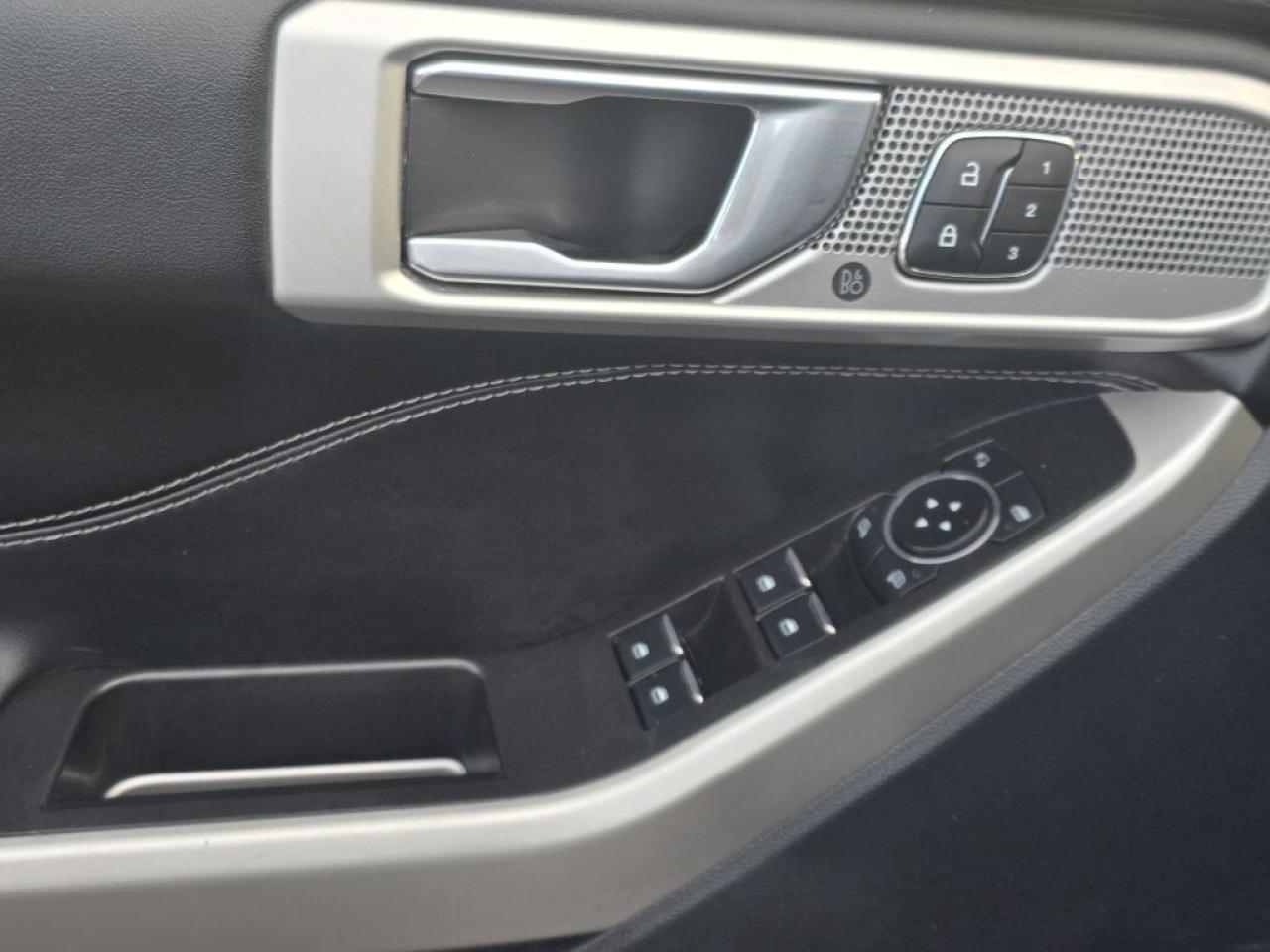 2023 Ford Explorer Limited 4dr 4x4 Automatic Photo