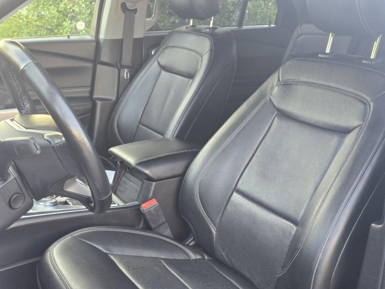 2023 Ford Explorer Limited 4dr 4x4 Automatic Photo