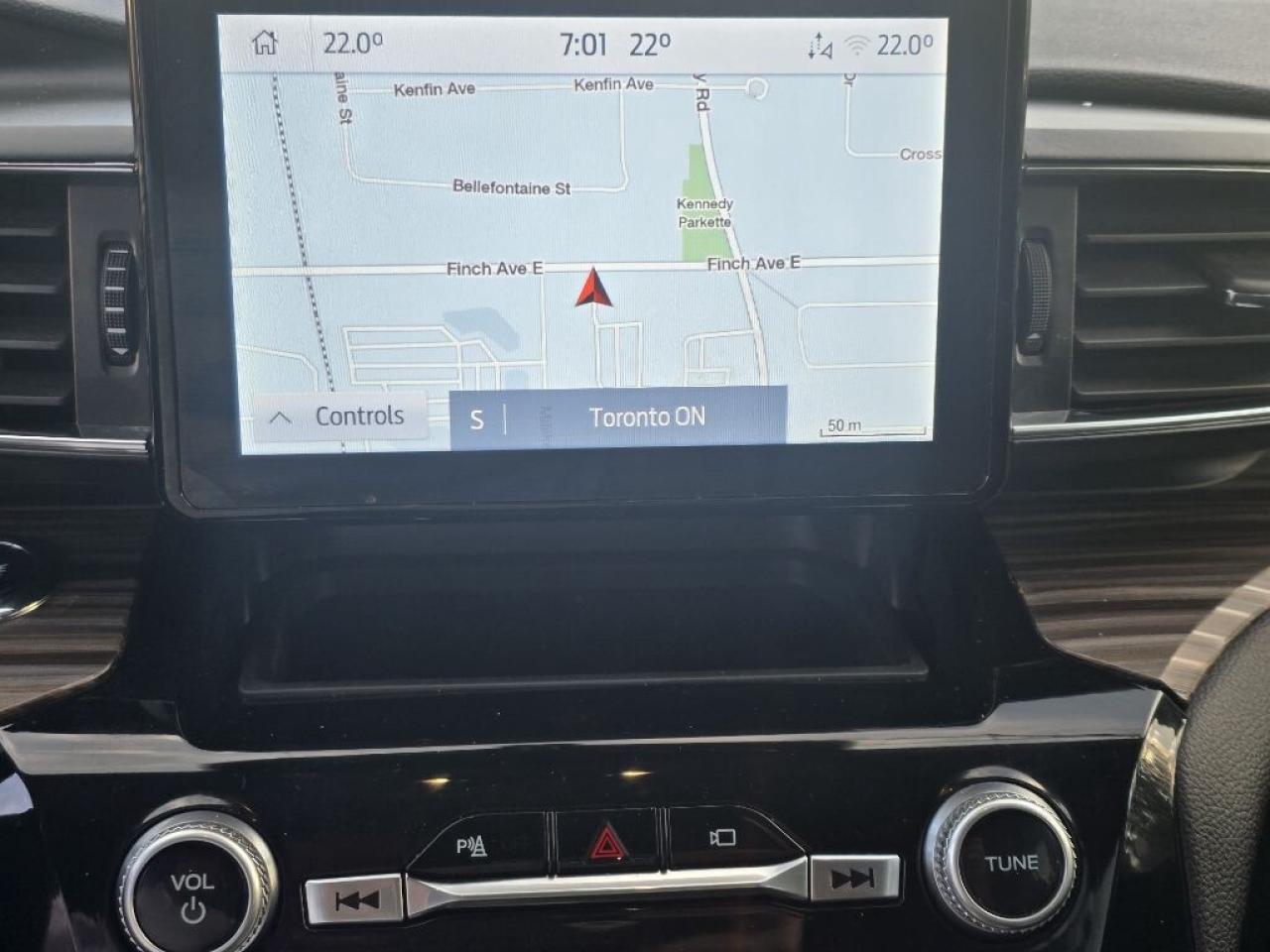 2023 Ford Explorer Limited 4dr 4x4 Automatic Photo