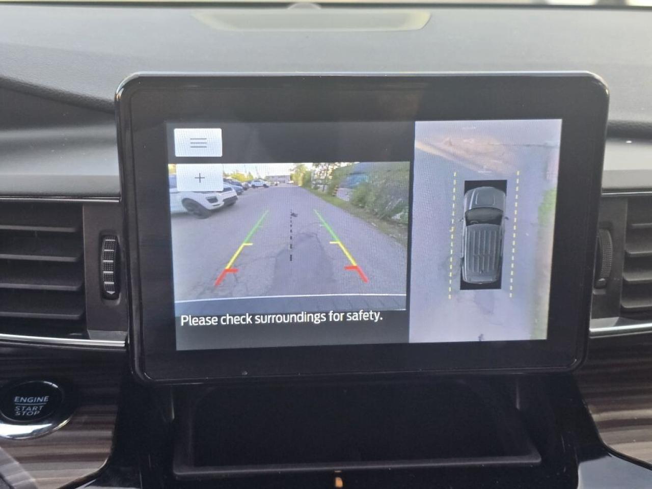 2023 Ford Explorer Limited 4dr 4x4 Automatic Photo