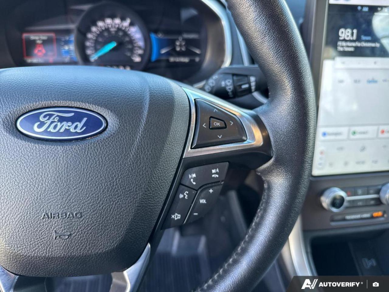 2021 Ford Edge SEL BACKUP CAM   BLUETOOTH   HTD SEATS   KEYLESS E Photo