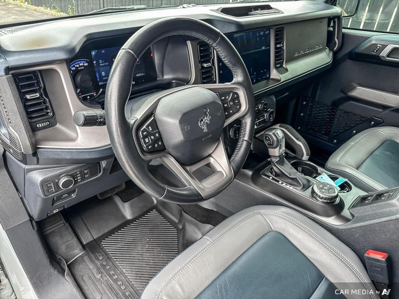 2022 Ford Bronco Outer Banks BACKUP CAM   BLUETOOTH   KEYLESS ENTRY Photo