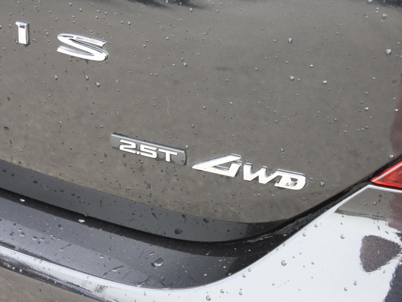 2025 Genesis G70 2.5T Advanced / Heated & Vent Seats / Bose Audio Photo