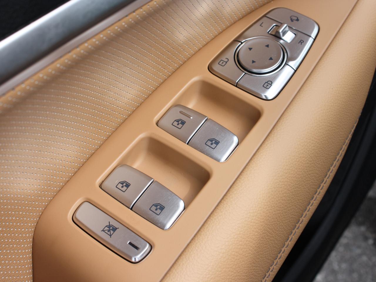 2025 Genesis G70 2.5T Advanced / Heated & Vent Seats / Bose Audio Photo