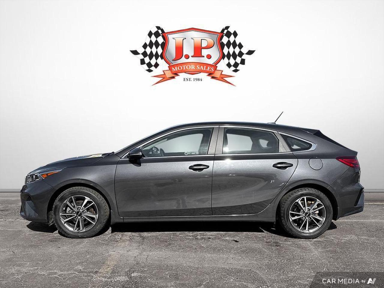 2023 Kia Forte5 EX BACKUP CAM   BLUETOOTH   HTD SEATS   KEYLESS EN Photo