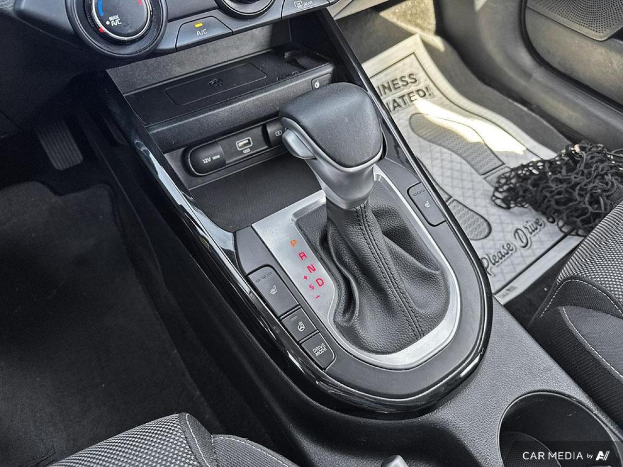 2023 Kia Forte5 EX BACKUP CAM   BLUETOOTH   HTD SEATS   KEYLESS EN Photo