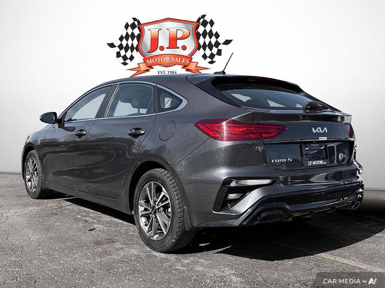 2023 Kia Forte5 EX BACKUP CAM   BLUETOOTH   HTD SEATS   KEYLESS EN Photo