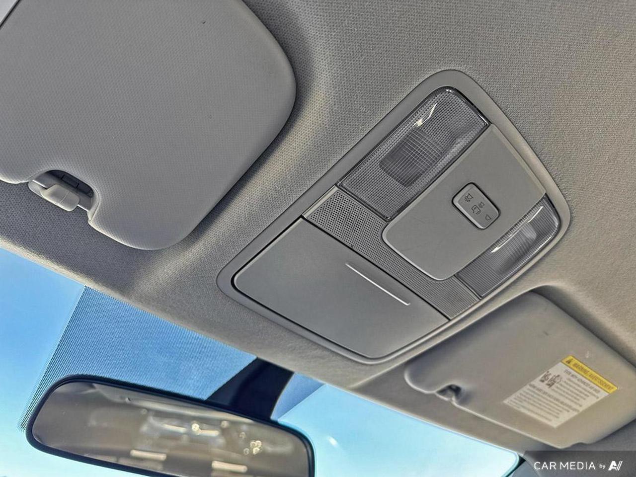 2023 Kia Forte5 EX BACKUP CAM   BLUETOOTH   HTD SEATS   KEYLESS EN Photo