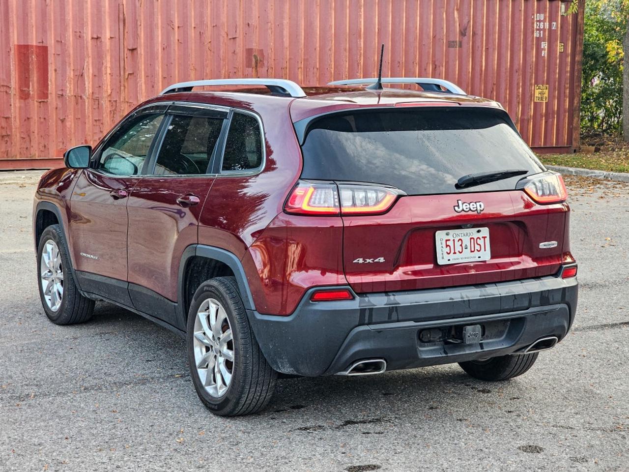 2019 Jeep Cherokee 4X4 Photo1