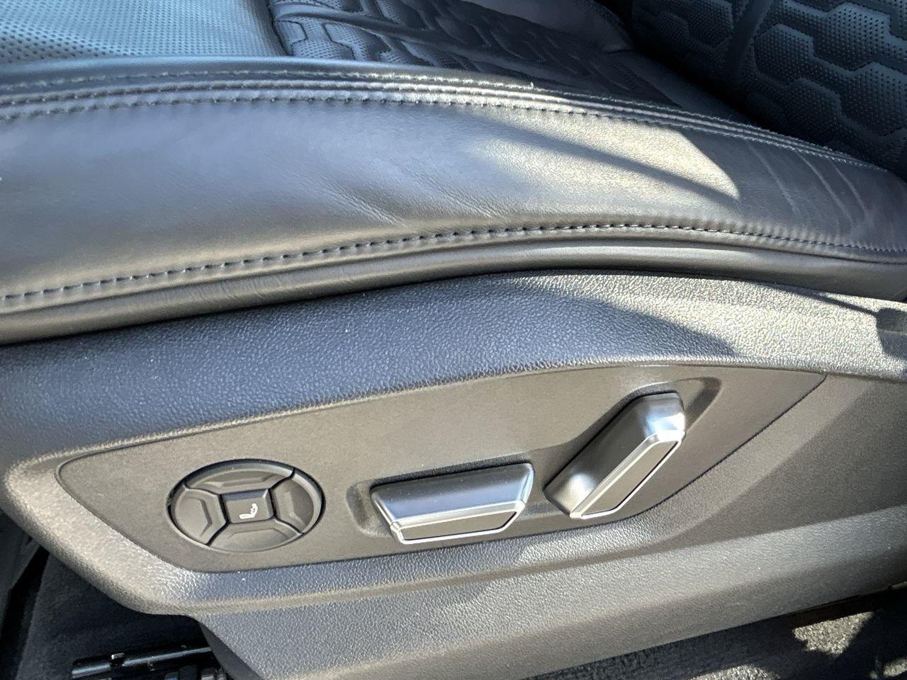 2023 Audi RS Q8 4.0T quattro   Carbon Optics Photo