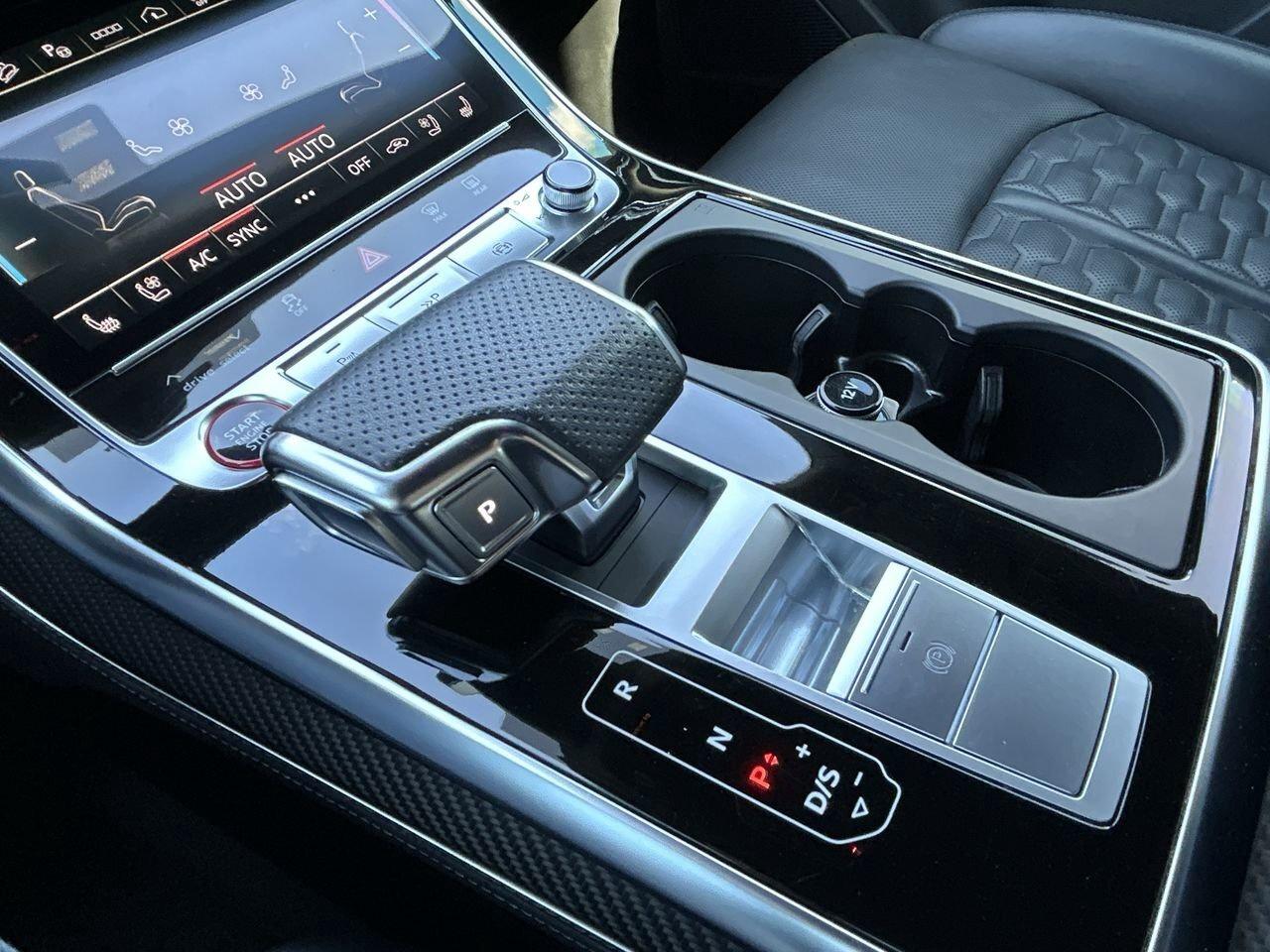 2023 Audi RS Q8 4.0T quattro   Carbon Optics Photo