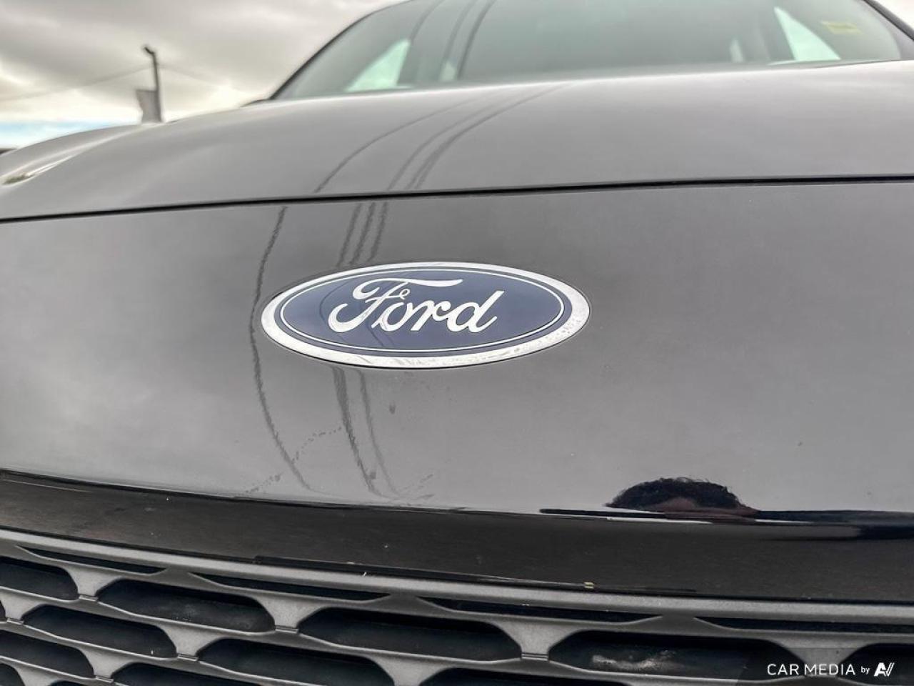 2020 Ford Escape S BACKUP CAM   BLUETOOTH   KEYLESS ENTRY   LANE AS Photo