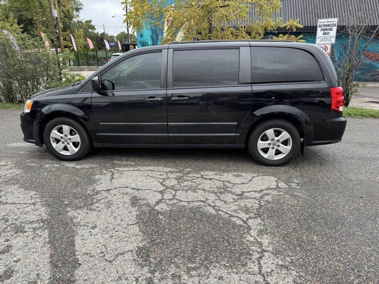 2016 Dodge Grand Caravan 4dr Wagon Canada Value Package Photo