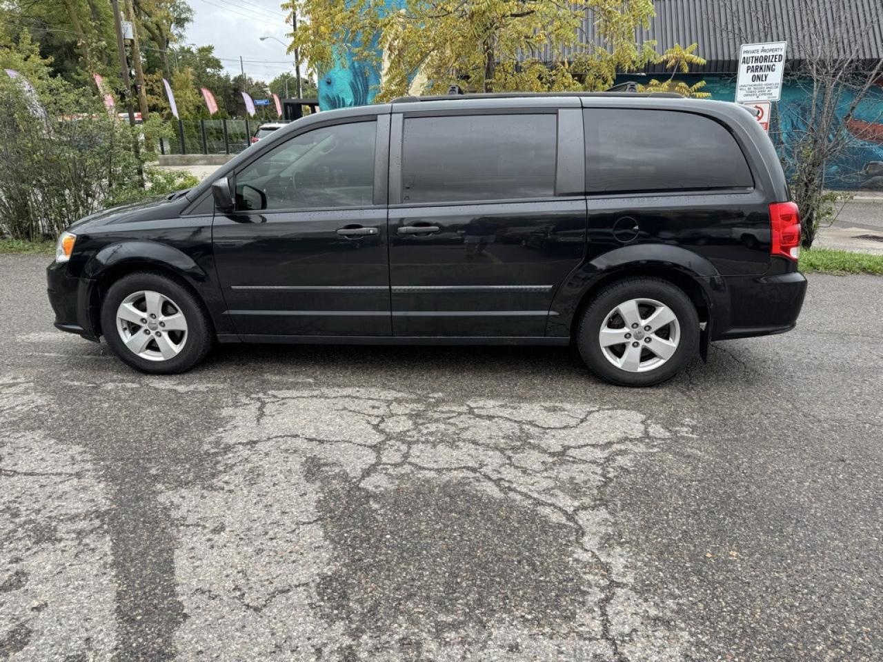 2016 Dodge Grand Caravan 4dr Wagon Canada Value Package Photo