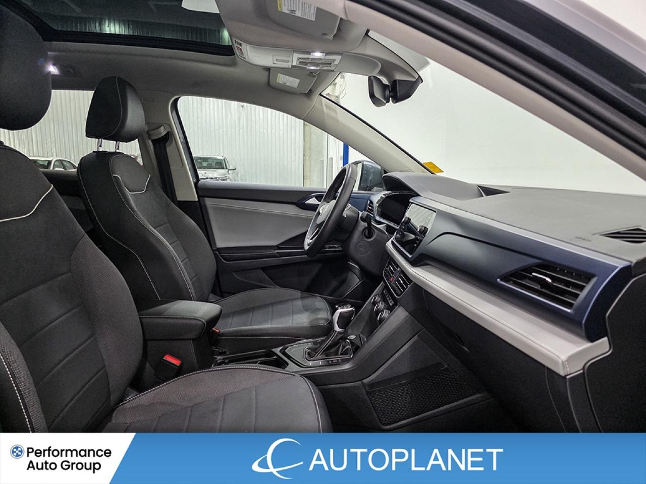 2024 Volkswagen Taos Comfortline, Pano Roof, Back Up Cam, Heated Seats Photo