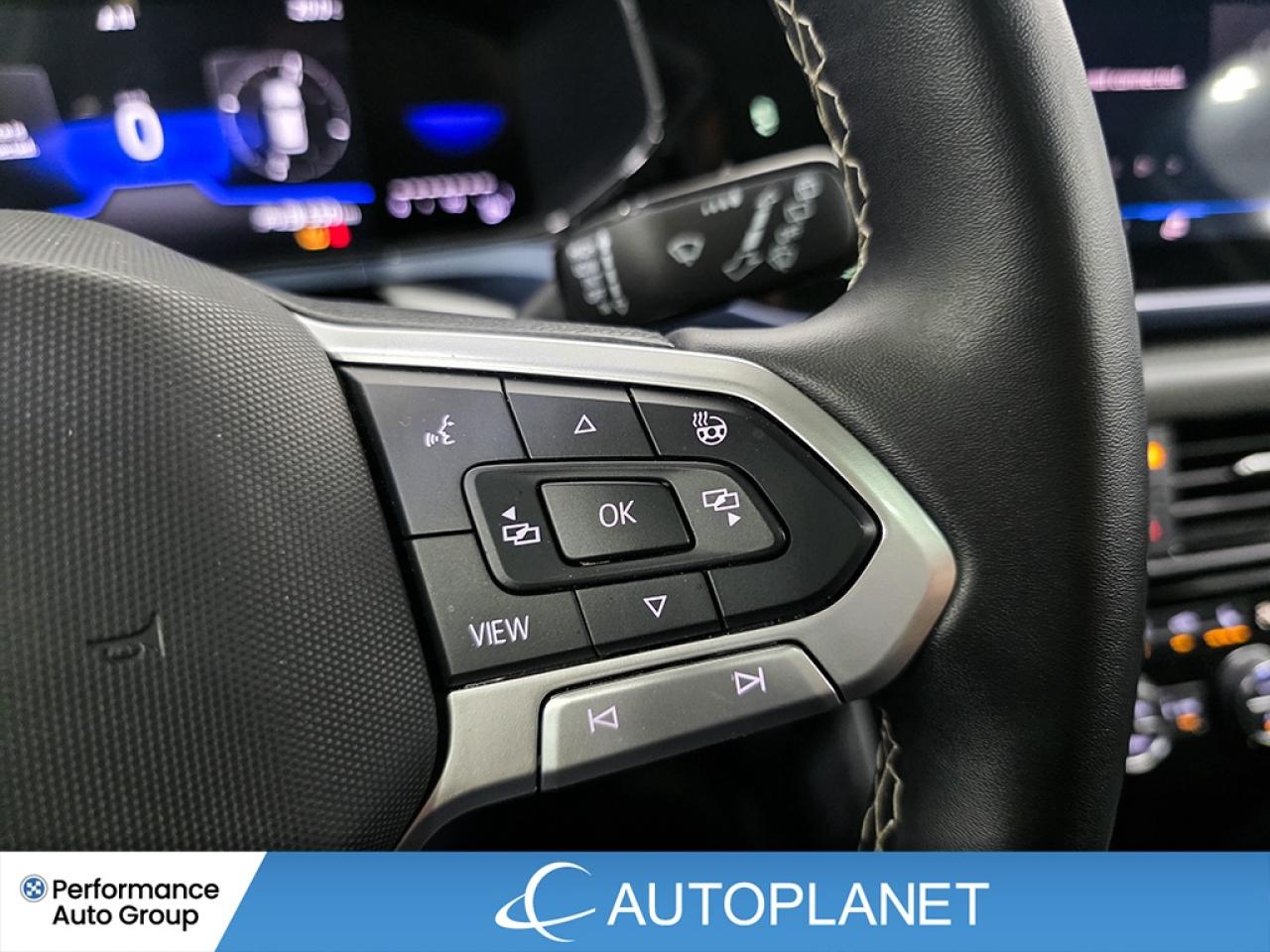 2024 Volkswagen Taos Comfortline, Pano Roof, Back Up Cam, Heated Seats Photo