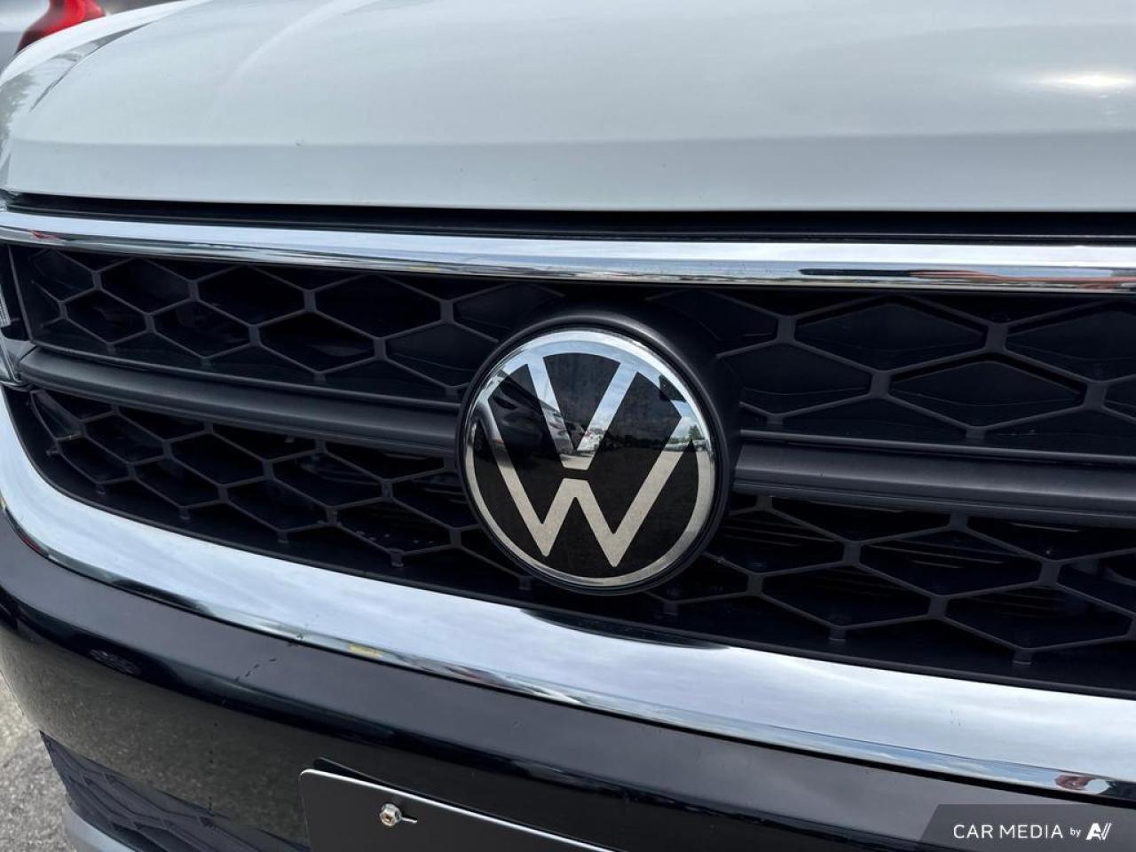 2024 Volkswagen Taos Comfortline BACKUP CAM   BLUETOOTH   HTD SEATS   K Photo