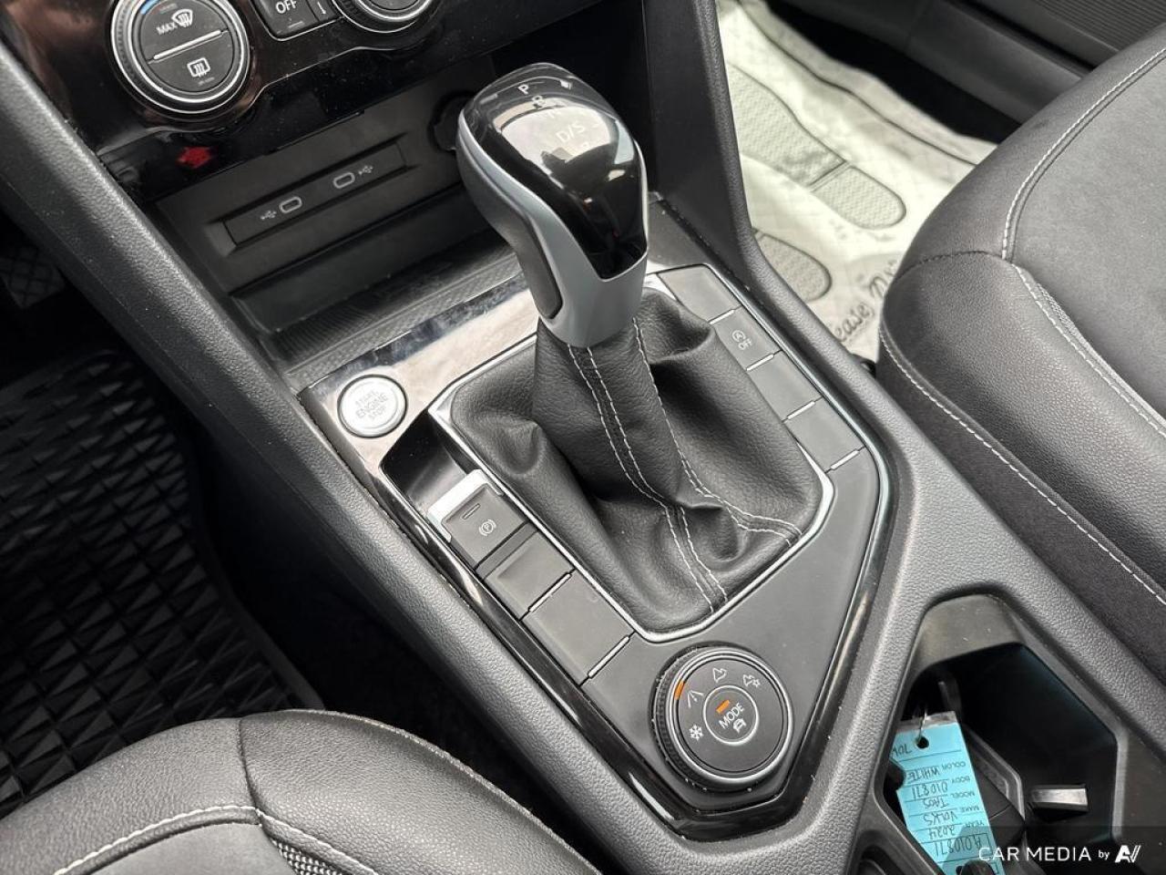 2024 Volkswagen Taos Comfortline BACKUP CAM   BLUETOOTH   HTD SEATS   K Photo