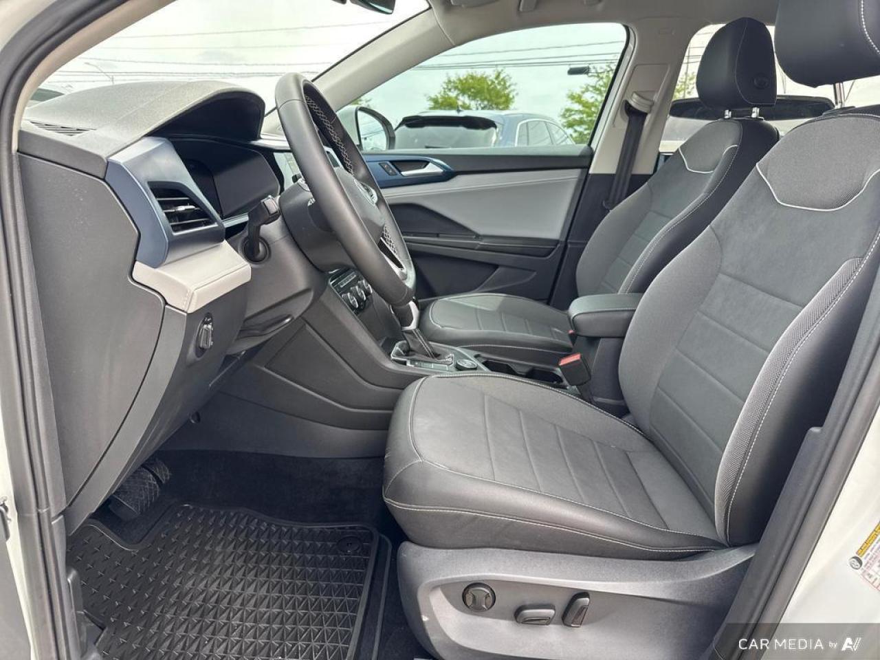 2024 Volkswagen Taos Comfortline BACKUP CAM   BLUETOOTH   HTD SEATS   K Photo