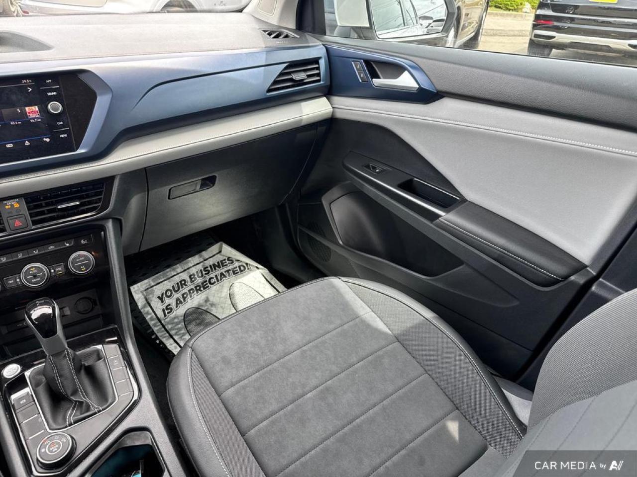 2024 Volkswagen Taos Comfortline BACKUP CAM   BLUETOOTH   HTD SEATS   K Photo