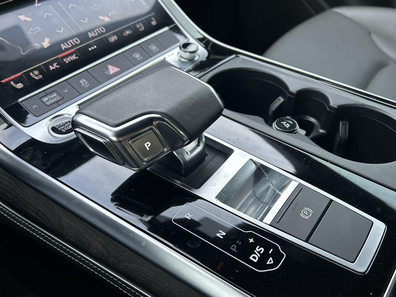 2023 Audi Q8 55 3.0T Progressiv   4.49% up to 48m Photo