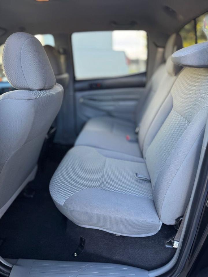 2013 Toyota Tacoma Base V6 4x4 DOUBLE CAB LONG BED Photo