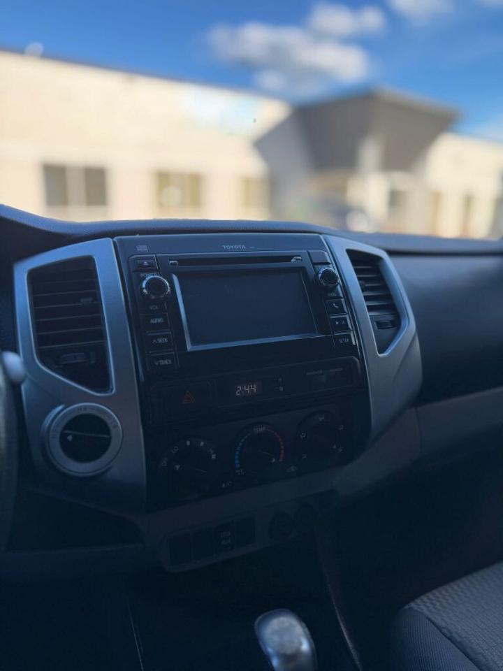 2013 Toyota Tacoma Base V6 4x4 DOUBLE CAB LONG BED Photo