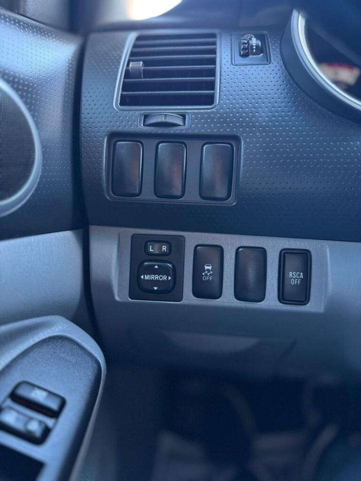 2013 Toyota Tacoma Base V6 4x4 DOUBLE CAB LONG BED Photo