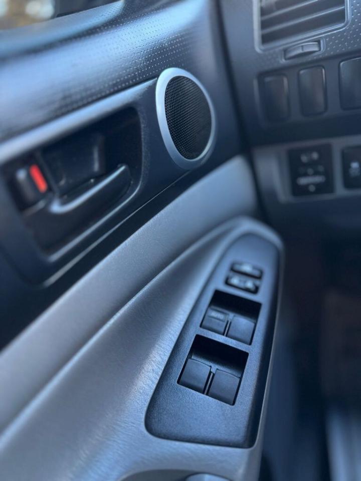 2013 Toyota Tacoma Base V6 4x4 DOUBLE CAB LONG BED Photo