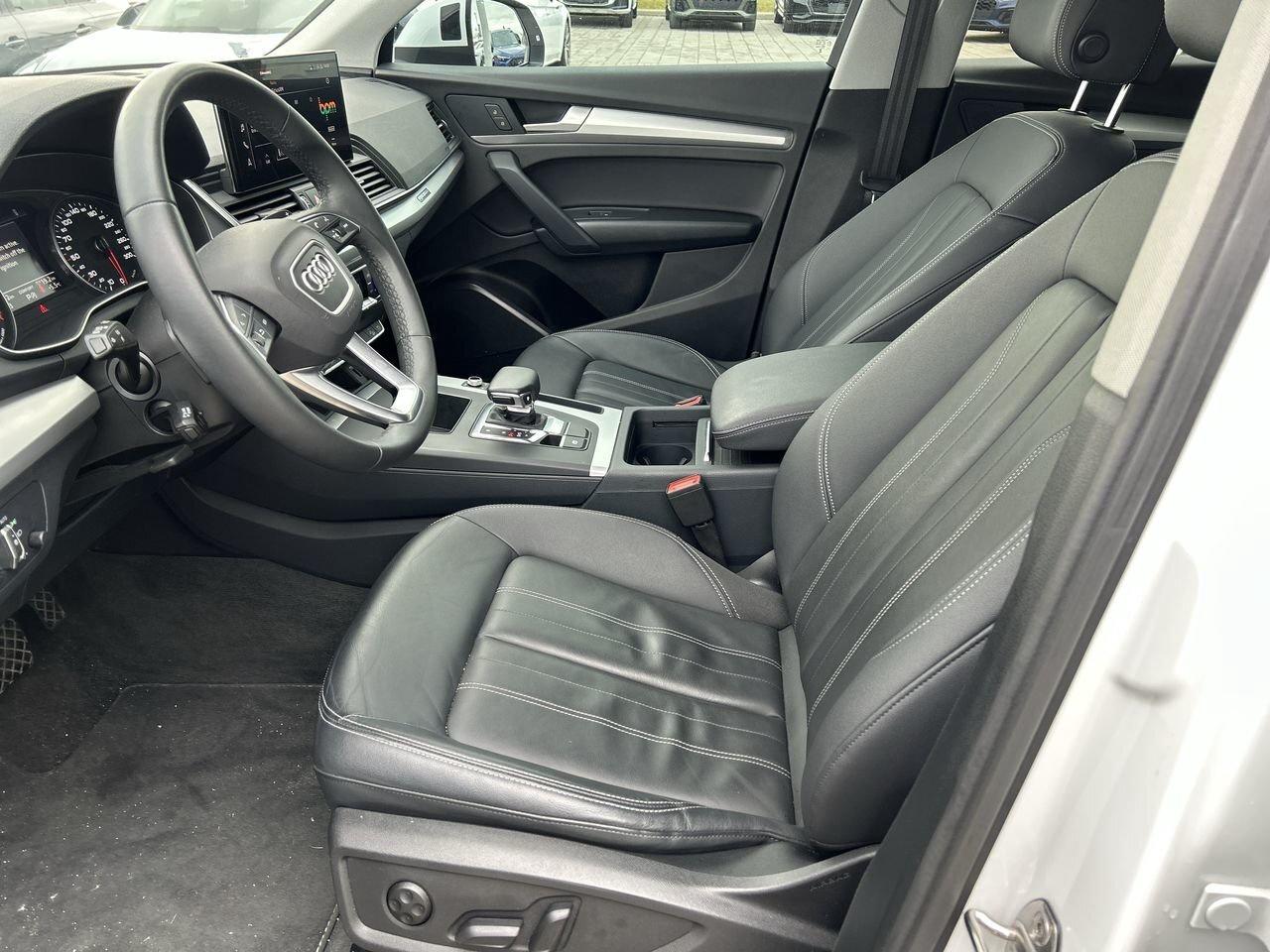 2024 Audi Q5 Komfort 40 TFSI   2.99% up to 48m Photo