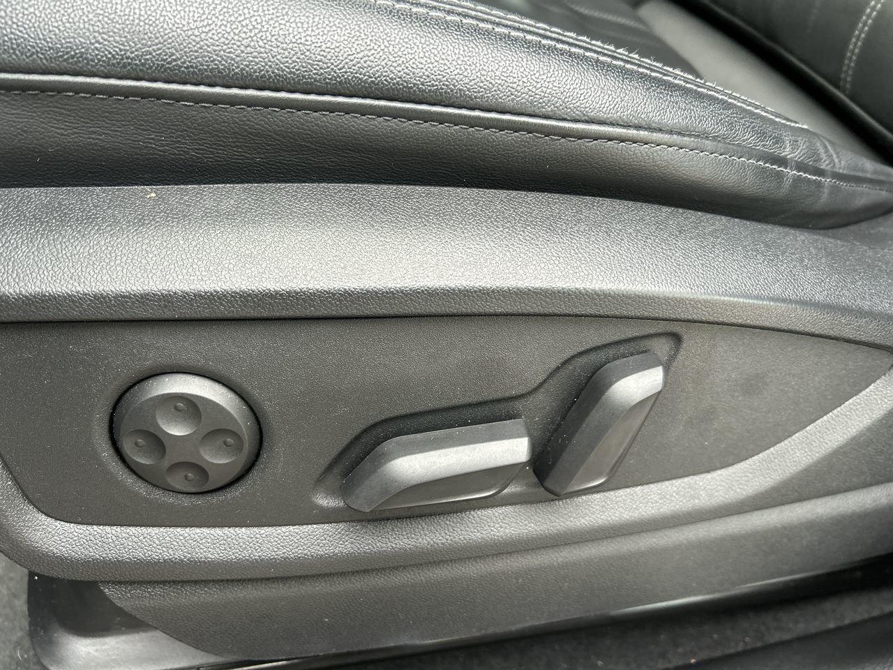 2024 Audi Q5 Komfort 40 TFSI   2.99% up to 48m Photo