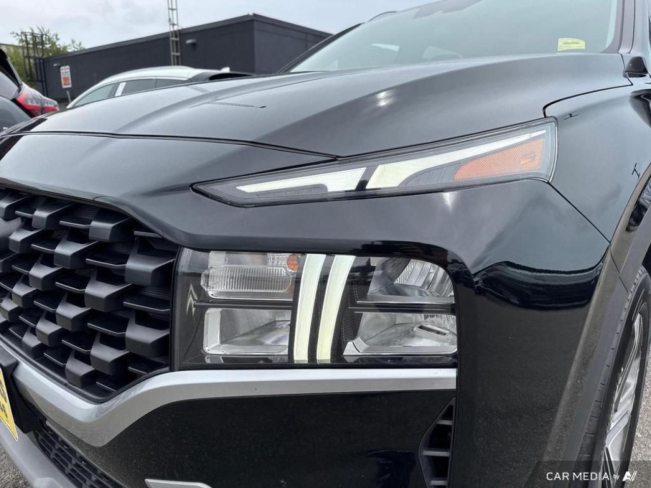 2022 Hyundai Santa Fe ESSENTIAL BACKUP CAM   BLUETOOTH   HTD SEATS   KEY Photo