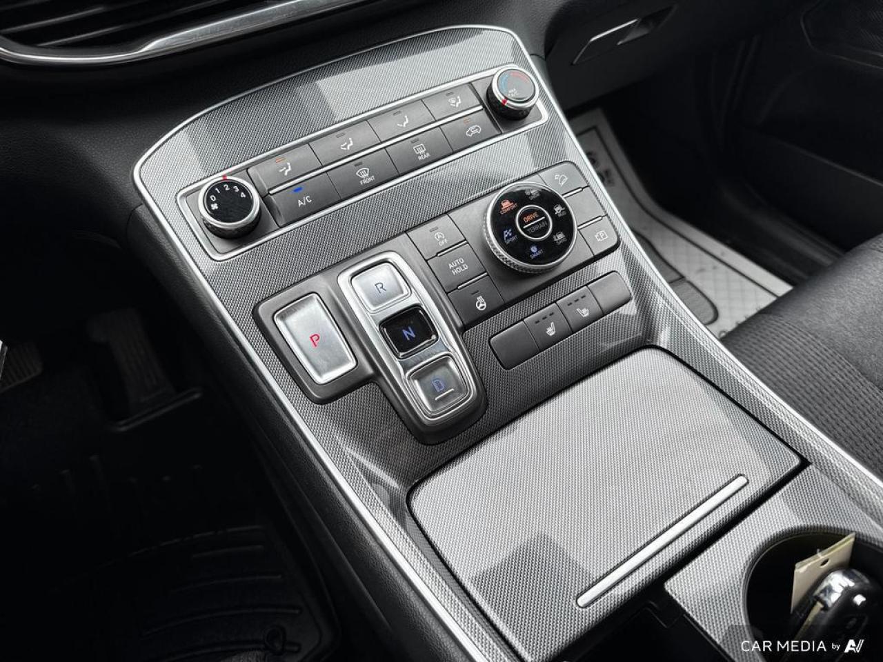 2022 Hyundai Santa Fe ESSENTIAL BACKUP CAM   BLUETOOTH   HTD SEATS   KEY Photo