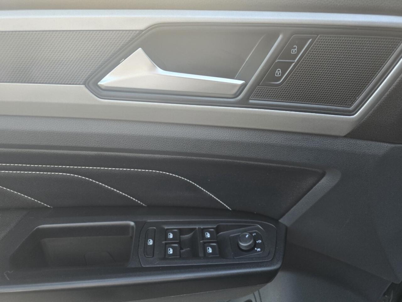 2020 Volkswagen Atlas Cross Sport Comfortline 3.6 TSI 4MOTION Photo