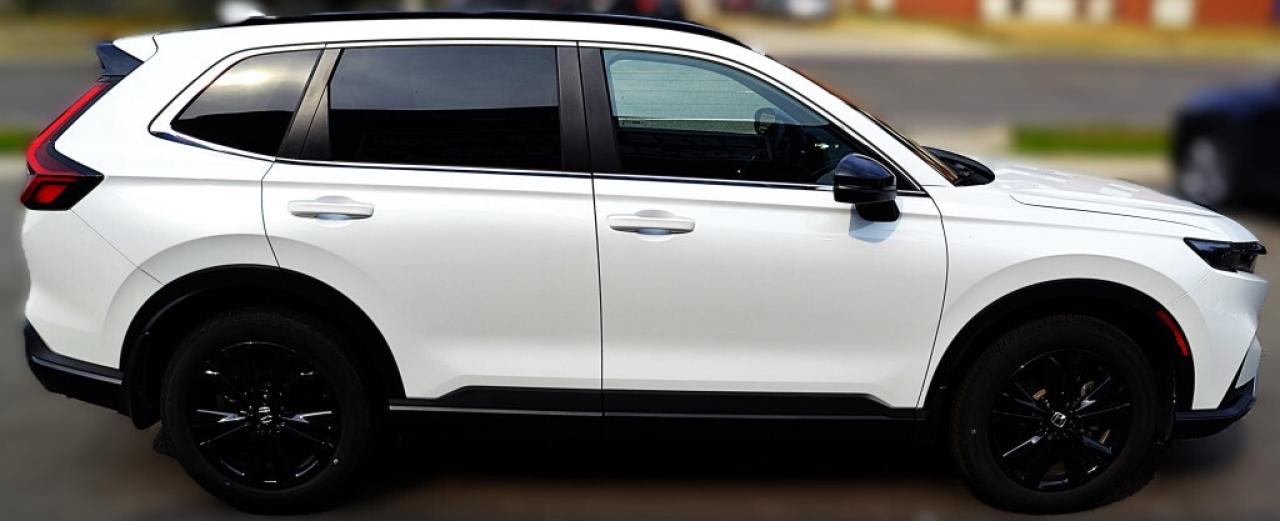 2023 Honda CR-V Hybrid Touring HYBRID All-wheel Drive Photo