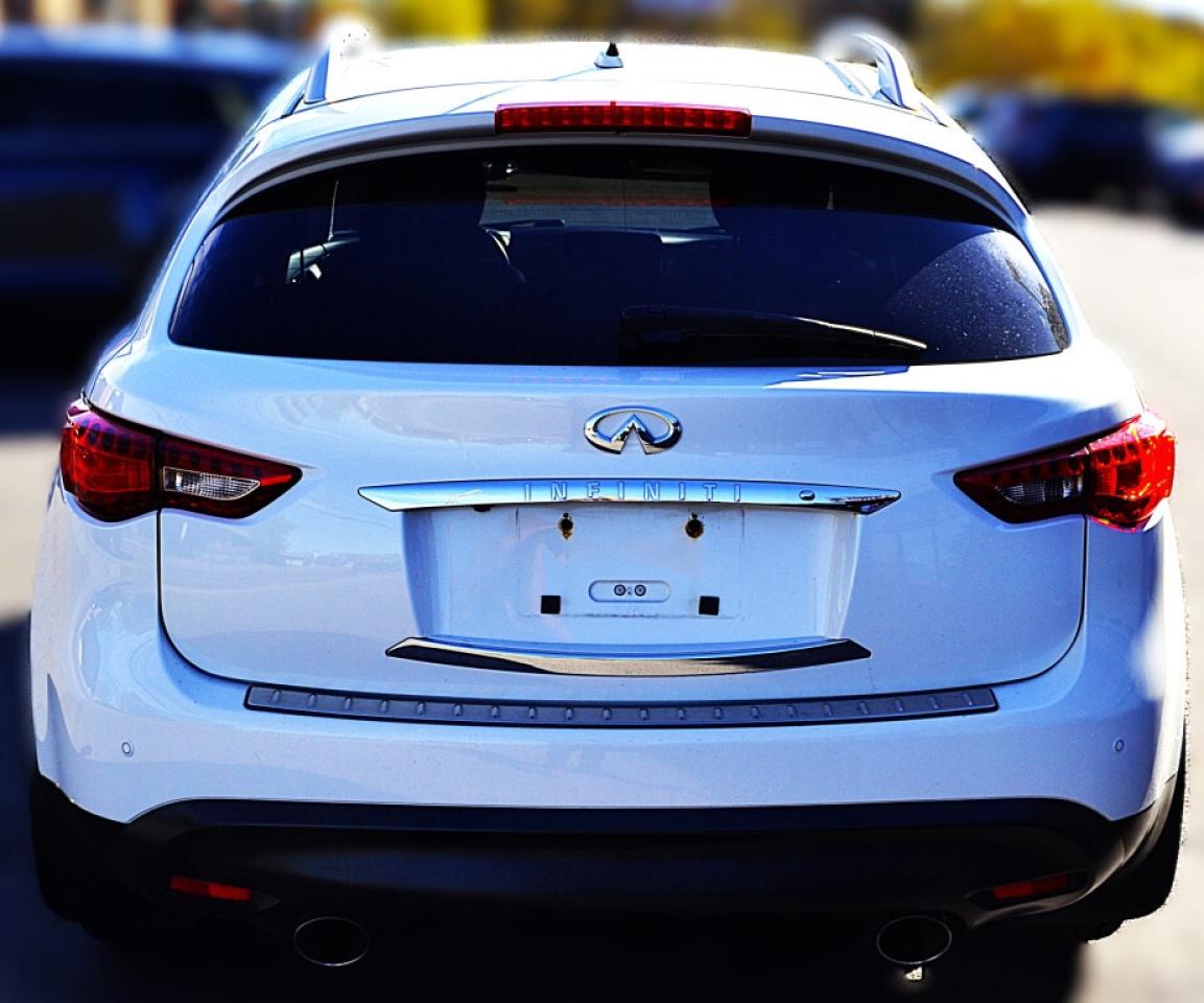 2013 Infiniti FX37 Limited Edition 4dr All-wheel Drive Automatic Photo3