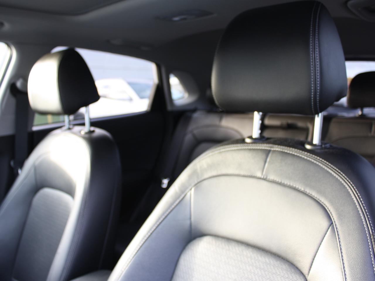 2018 Hyundai KONA 2.0L Luxury / Heated Seats / Blind Spot / Camera Photo