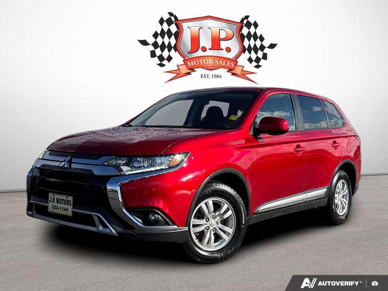 2020 Mitsubishi Outlander ES BACKUP CAM   BLUETOOTH   HTD SEATS   KEYLESS EN Photo0