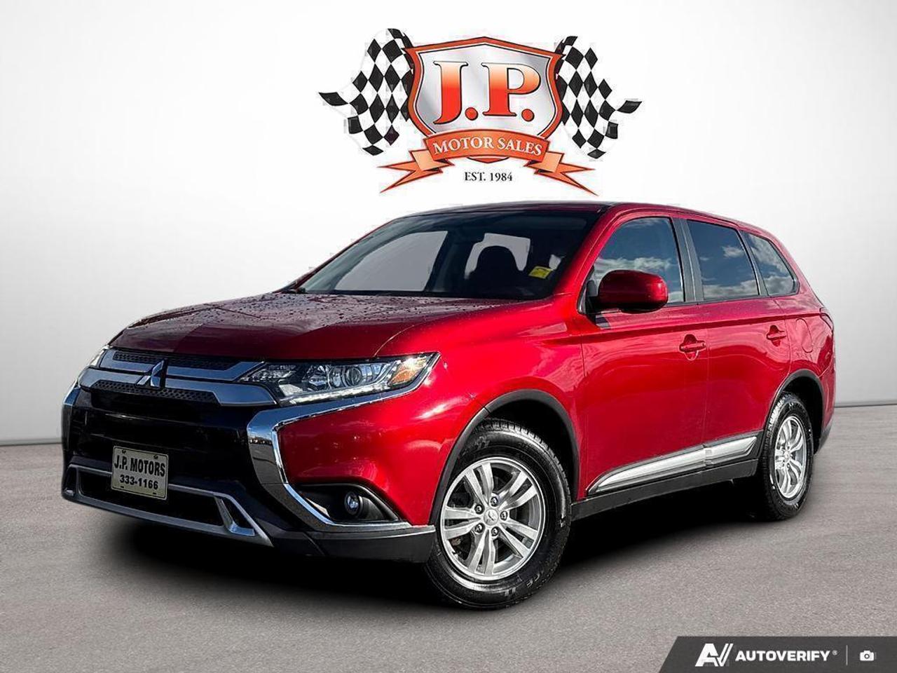 2020 Mitsubishi Outlander ES BACKUP CAM   BLUETOOTH   HTD SEATS   KEYLESS EN Photo0