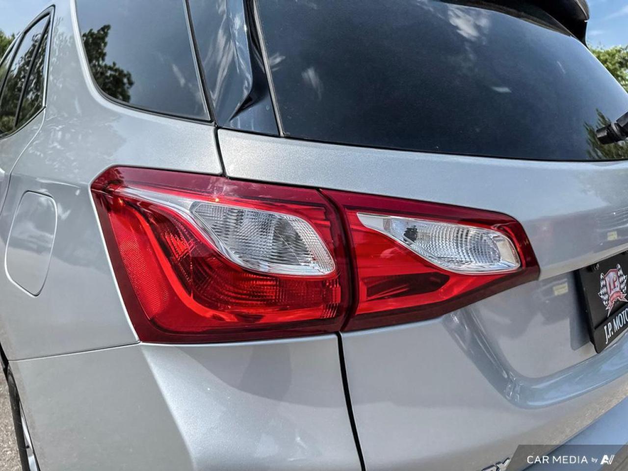 2020 Chevrolet Equinox LT BACKUP CAM   BLUETOOTH   HTD SEATS   KEYLESS EN Photo