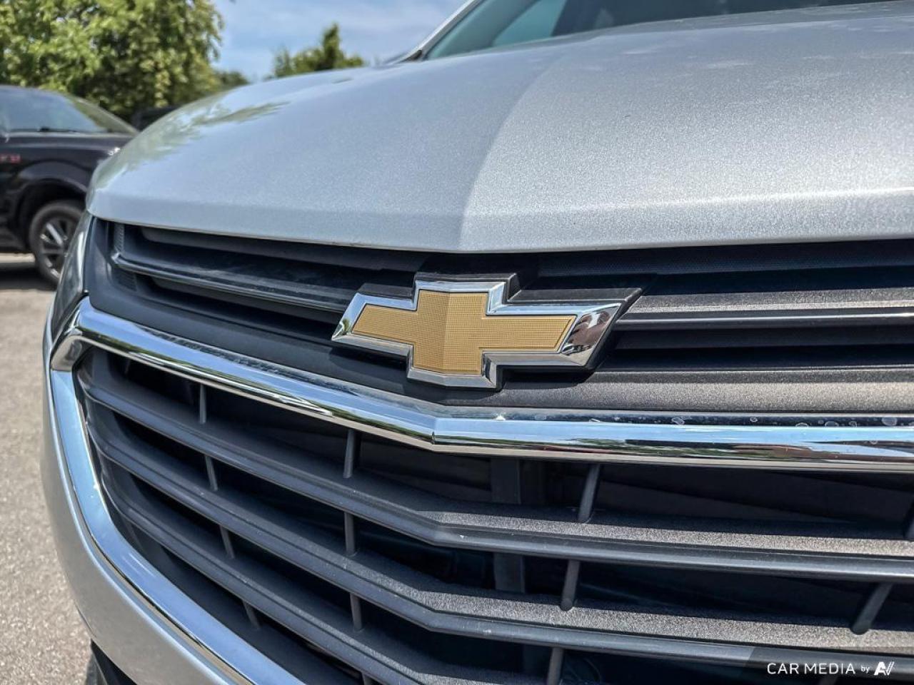 2020 Chevrolet Equinox LT BACKUP CAM   BLUETOOTH   HTD SEATS   KEYLESS EN Photo