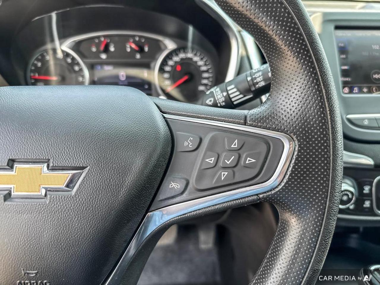 2020 Chevrolet Equinox LT BACKUP CAM   BLUETOOTH   HTD SEATS   KEYLESS EN Photo