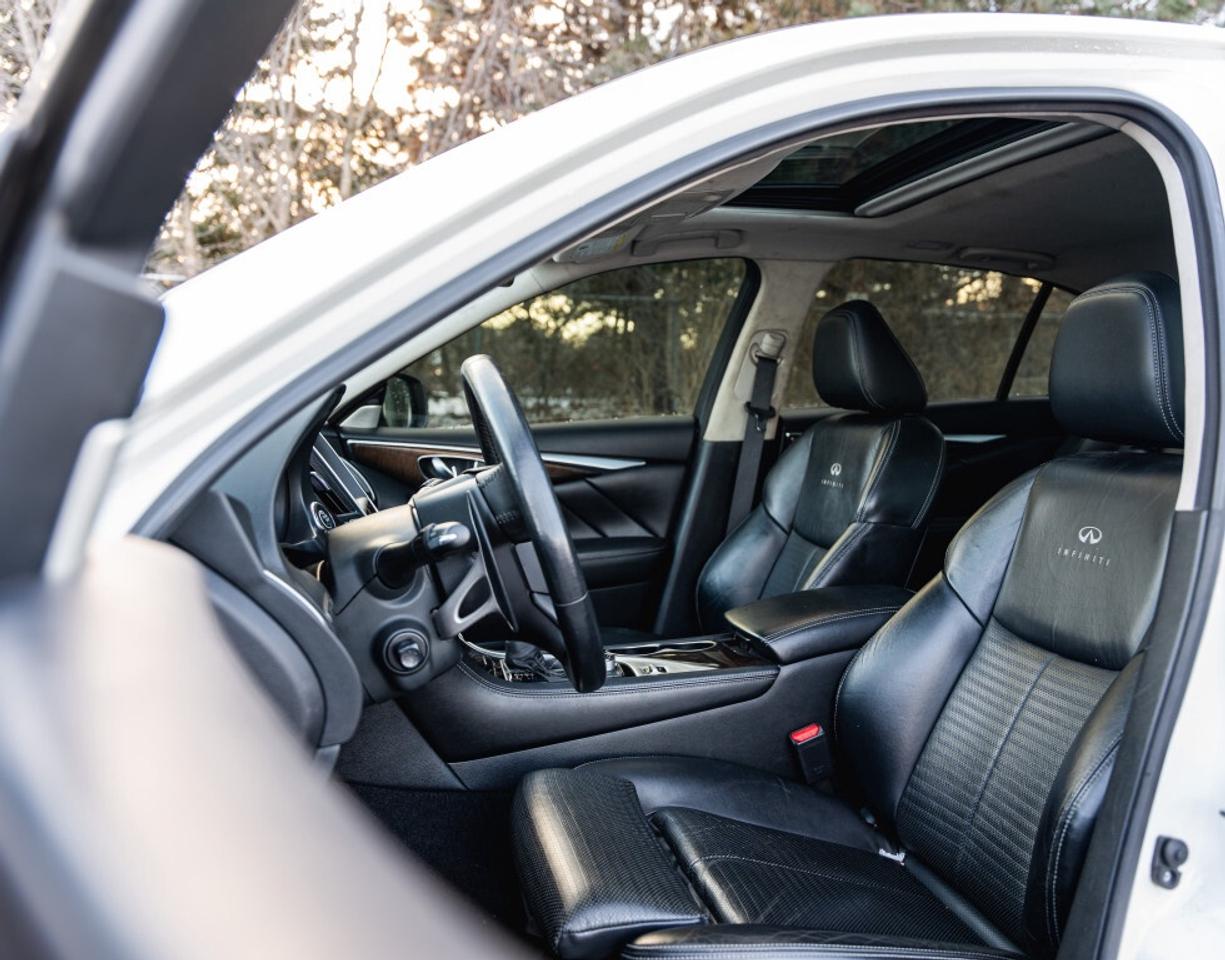 2017 Infiniti Q50 4dr Sedan 3.0t Photo