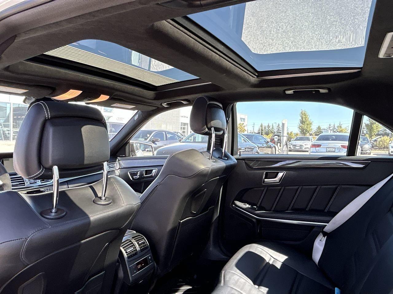 2015 Mercedes-Benz E63 AMG S-Model 4MATIC Sedan   Accident-Free Photo