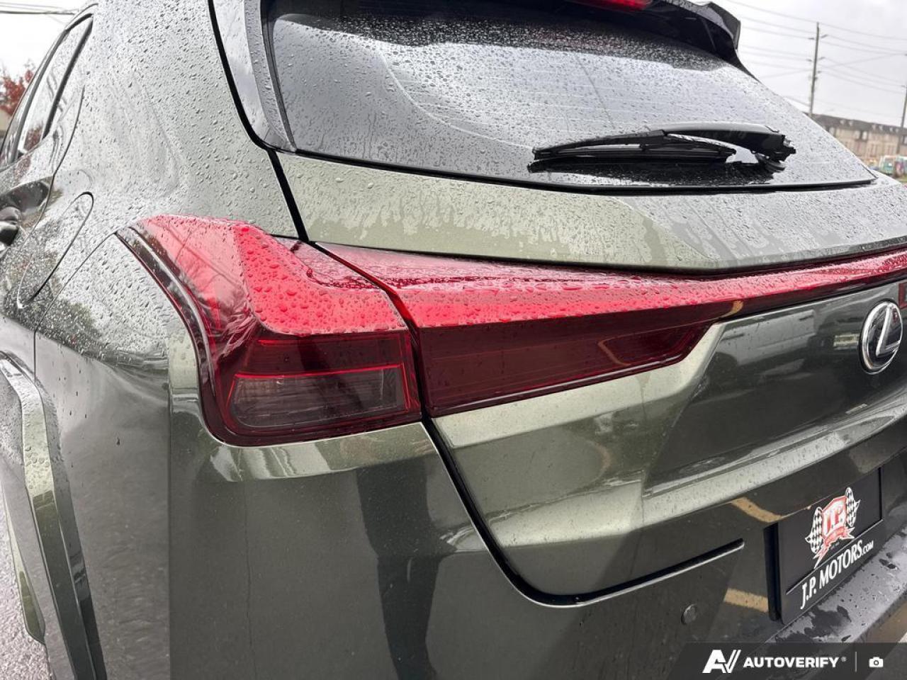 2023 Lexus UX 250H BACKUP CAM   BLUETOOTH   HTD SEATS   KEYLESS ENTRY Photo