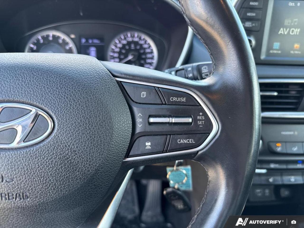 2020 Hyundai Santa Fe Essential 2.4  w/Safety Package BACKUP CAM   BLUET Photo