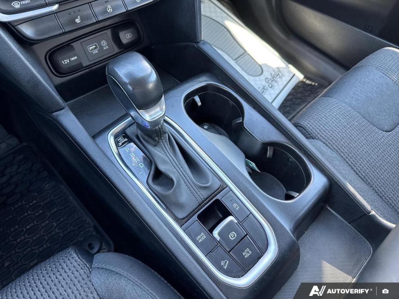 2020 Hyundai Santa Fe Essential 2.4  w/Safety Package BACKUP CAM   BLUET Photo