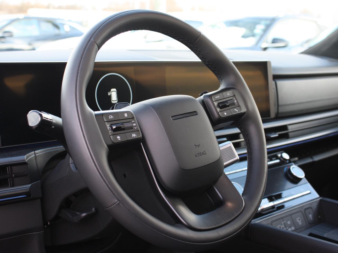 2025 Hyundai Santa Fe Ultimate Demo / Leather / Nav / Free Winter Tires Photo